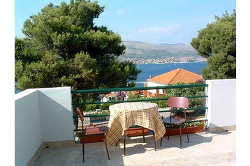 Kroatija Privát Okrug Donji, Eksterjeras